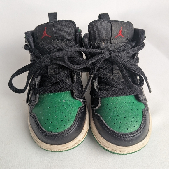 Nike Air Jordan Mid Baby Shoes Size 5 Green, Black And White - Picture 2 of 5